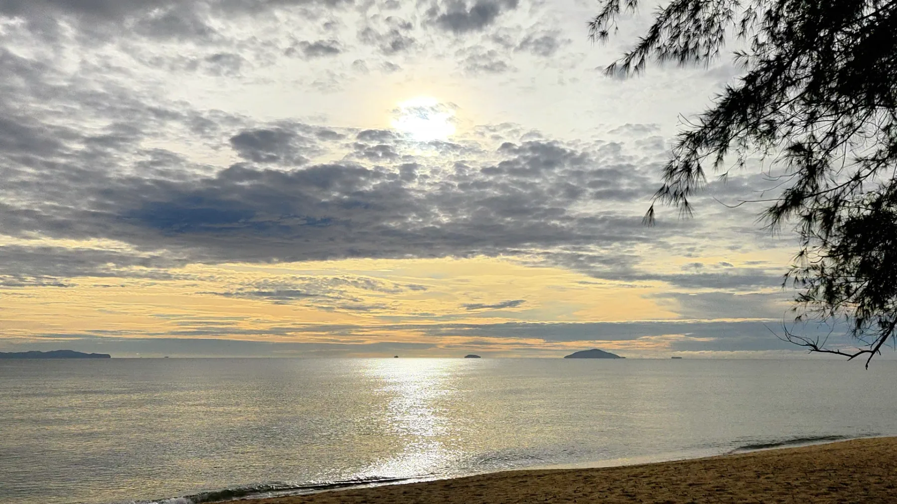 Pantai Rhu Sepuluh 登嘉楼 旅游照片
